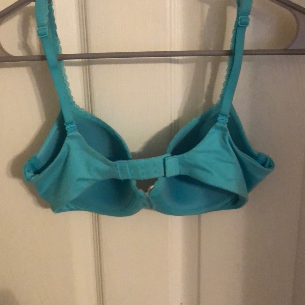 Bra - Picture 2 of 3
